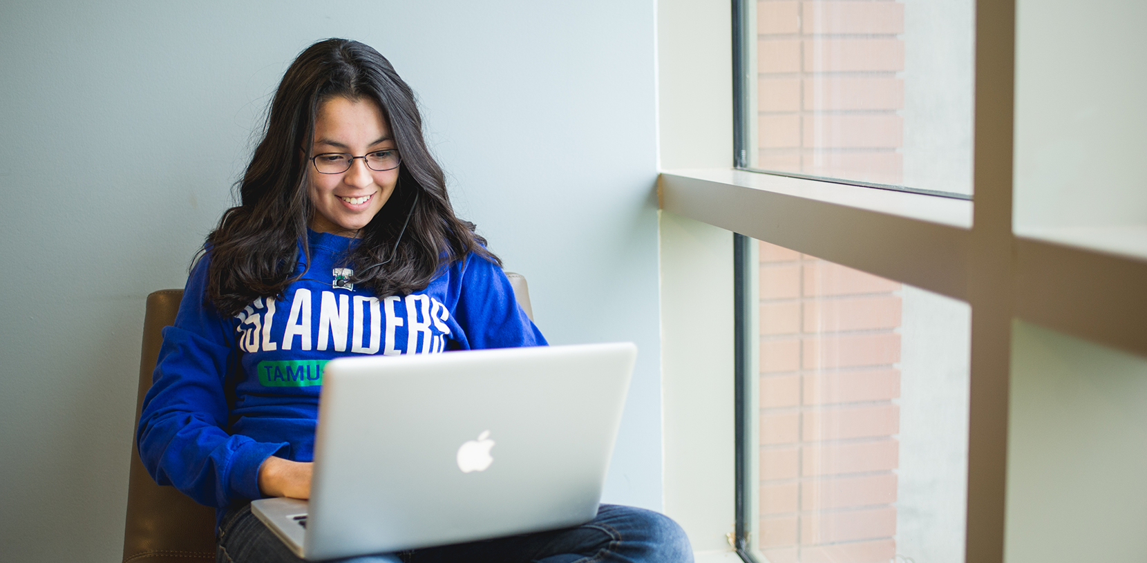 Student in O Connor Study